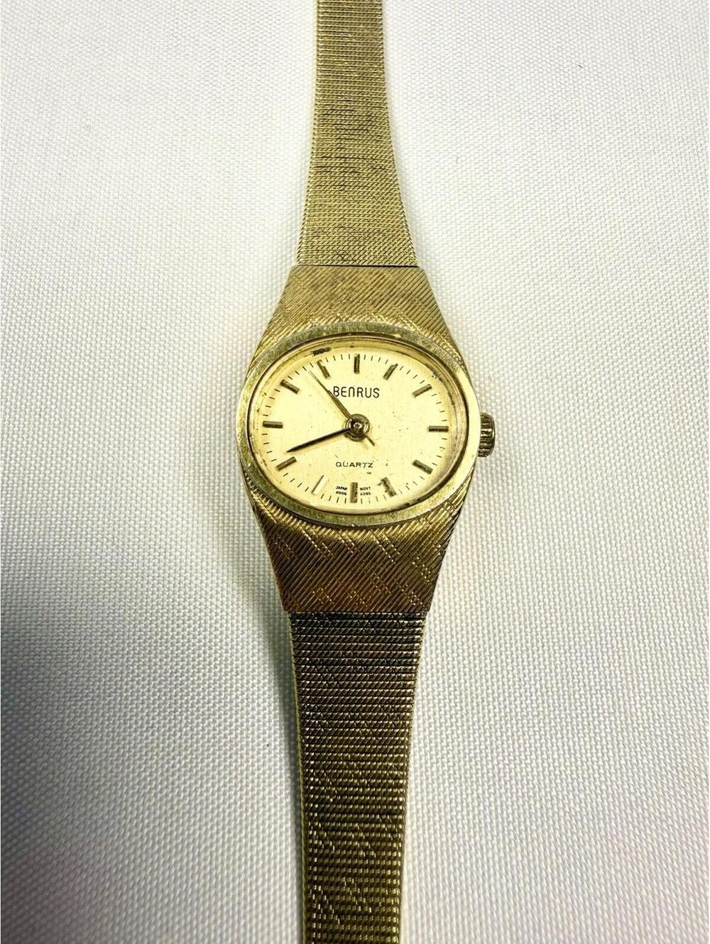 Vintage Benrus Ladies Quartz Watch Gold Tone Textured Bracelet Need Battery